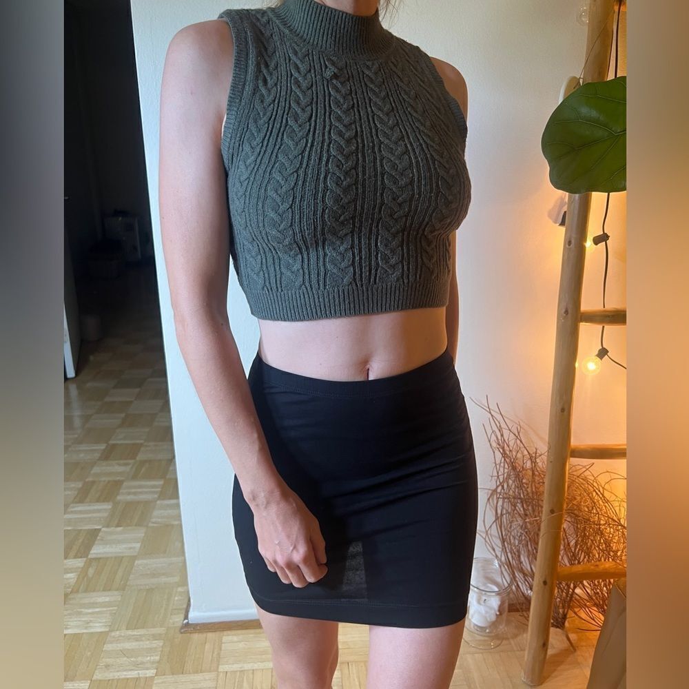 Bundle Top & Black Skirt